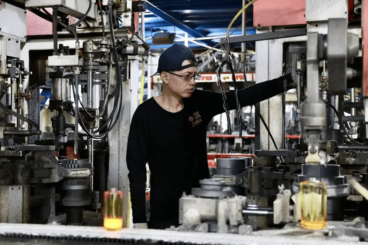 Production Line Supervisor at Jingteglass