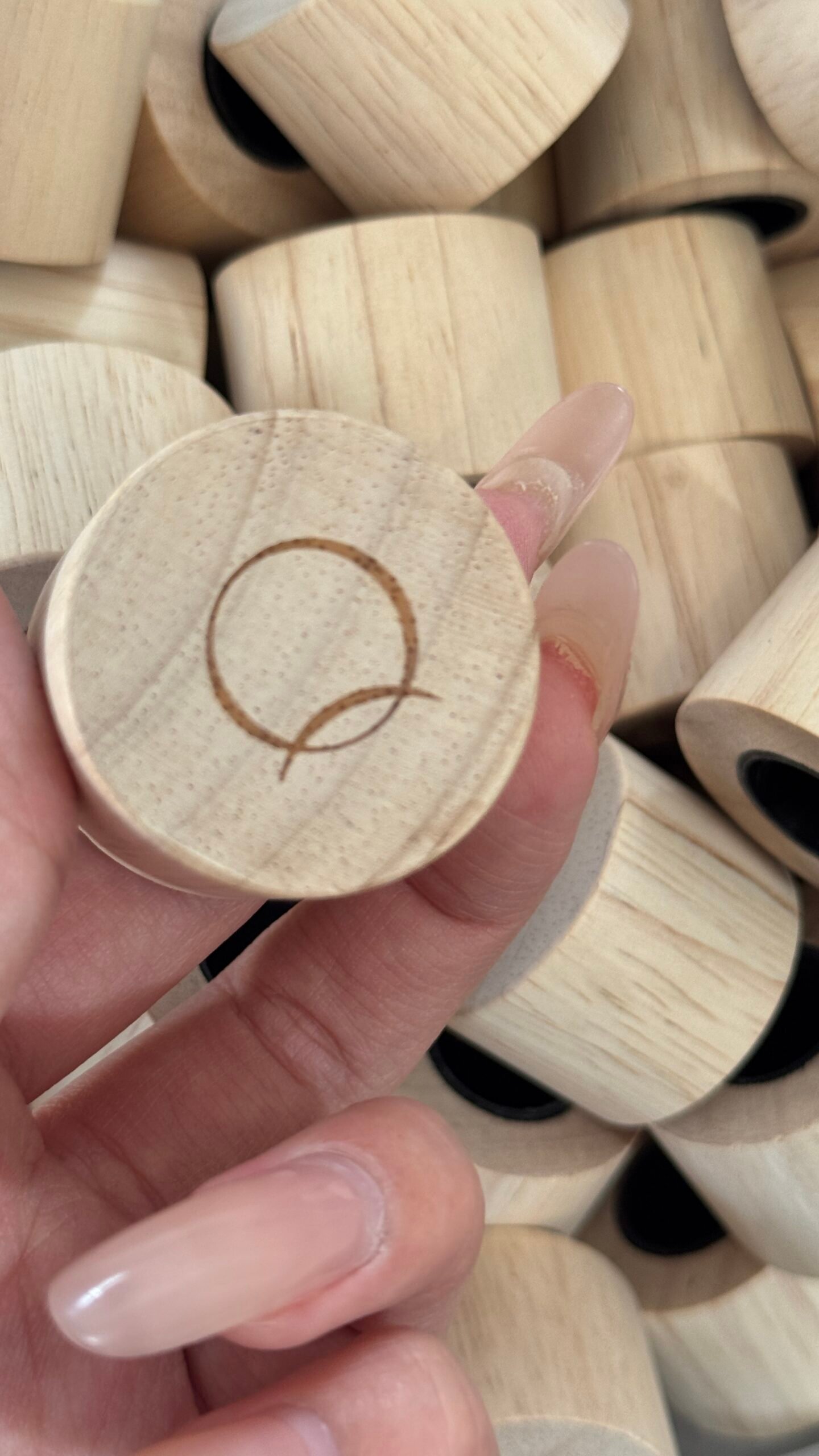 finished luxury perfume bottle caps collection -- metal candle jar lids, acrylic, wood and plastic glass bottle accessories