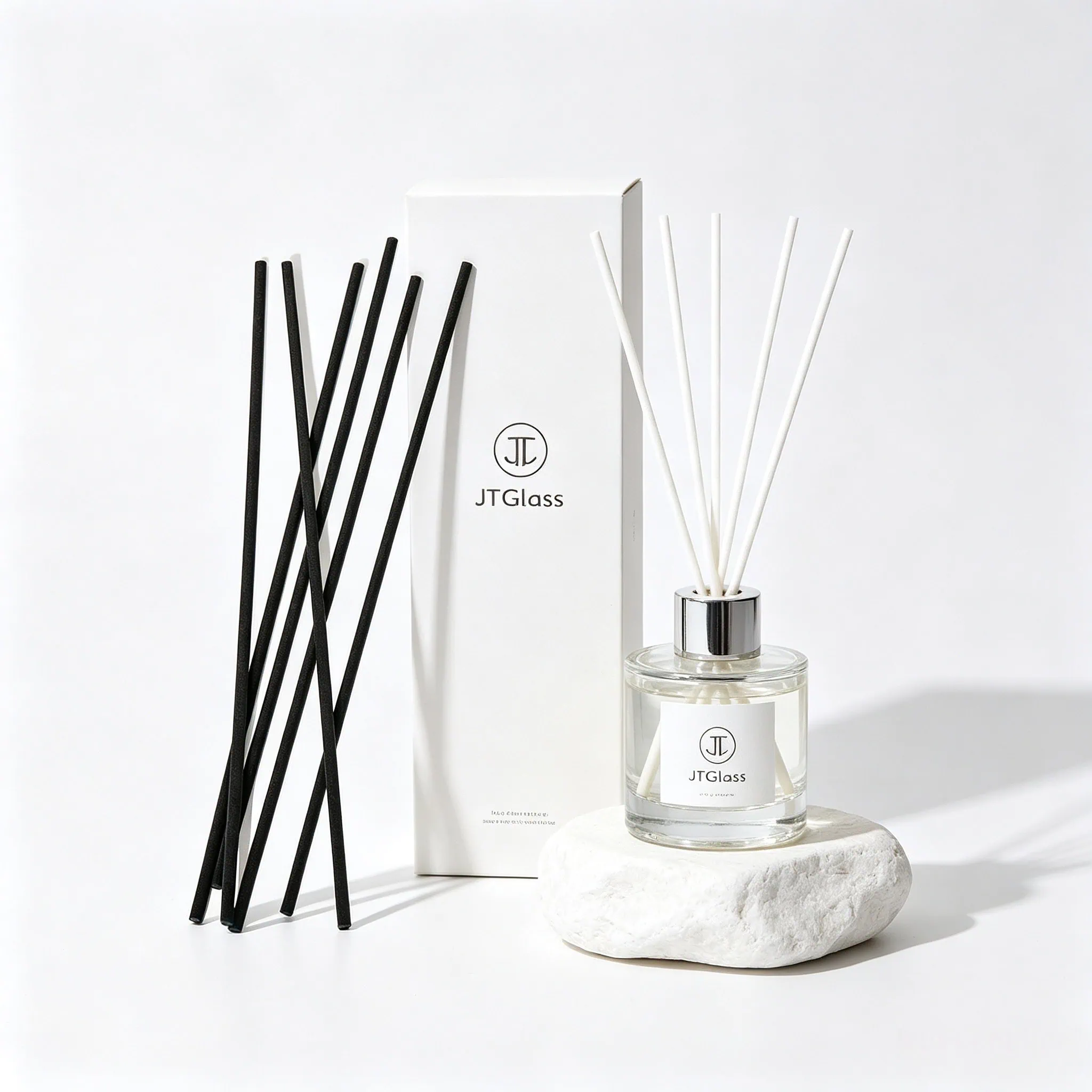 Luxury glass candle jars and reed diffuser bottles for home fragrance brands -- wholesale custom glass packaging by Jingteglass manufacturer China